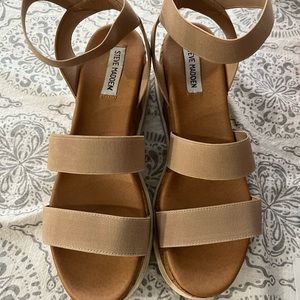 Steve Madden Tan and Cream Platform Sandals